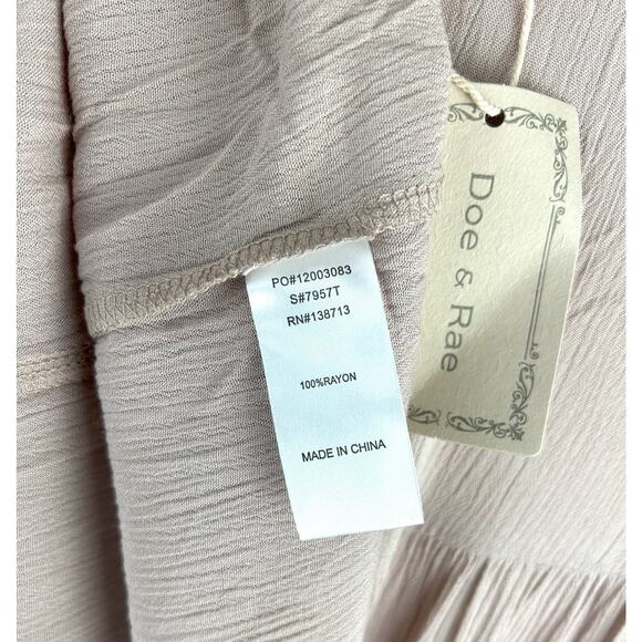NEW Doe & Rae Light Blush Pink Gauzy Tiered Flared Sleeve Dress Size L - Picture 4 of 6